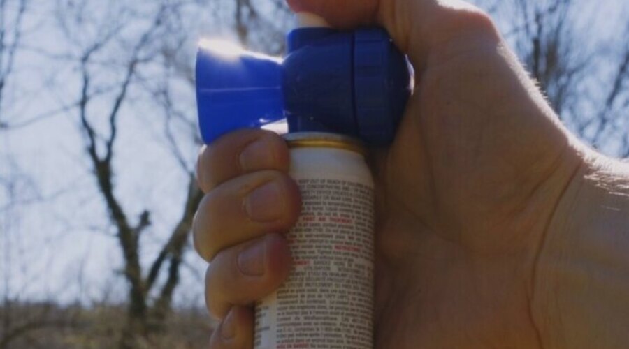 Spray obronny