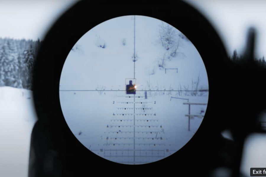 Po trafieniu w cel cieplny GOAST Target System<sup>®</sup> E-Type zapali się wskaźnik celu LED Flasher GOAST Target System<sup>®</sup>. Źródło: parallaxcts.com, Rigad.cz