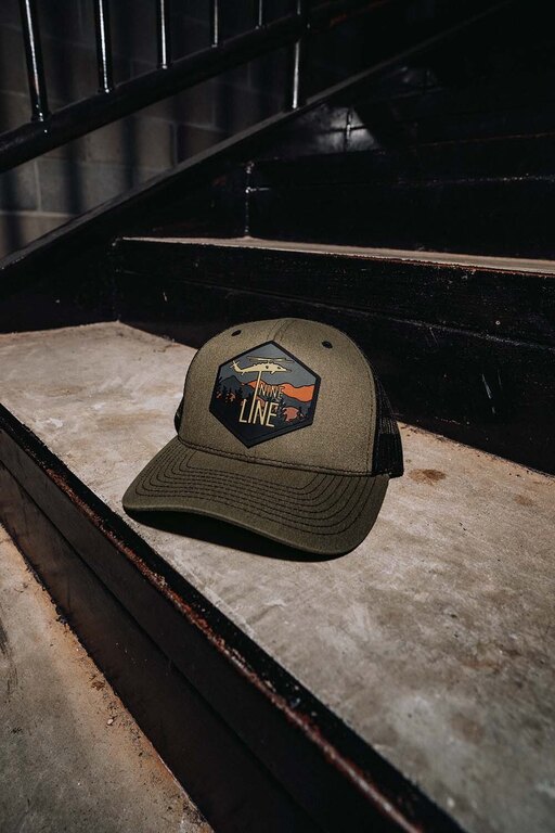 Czapka z daszkiem Snapback Mountain Nine Line®