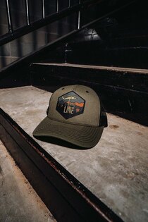 Czapka z daszkiem Snapback Mountain Nine Line®