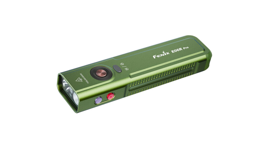 Latarka ładowalna EDC E06R PRO / 1600 lm Fenix®