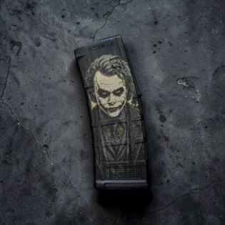 Magazynek do AR15, 30 nabojów, kaliber 5.56×45 NATO Magpul® / Chaos Joker