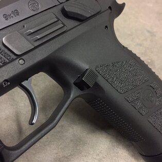 Przedłużony zwalniacz magazynka CZ P07 / P09 HB Industries®