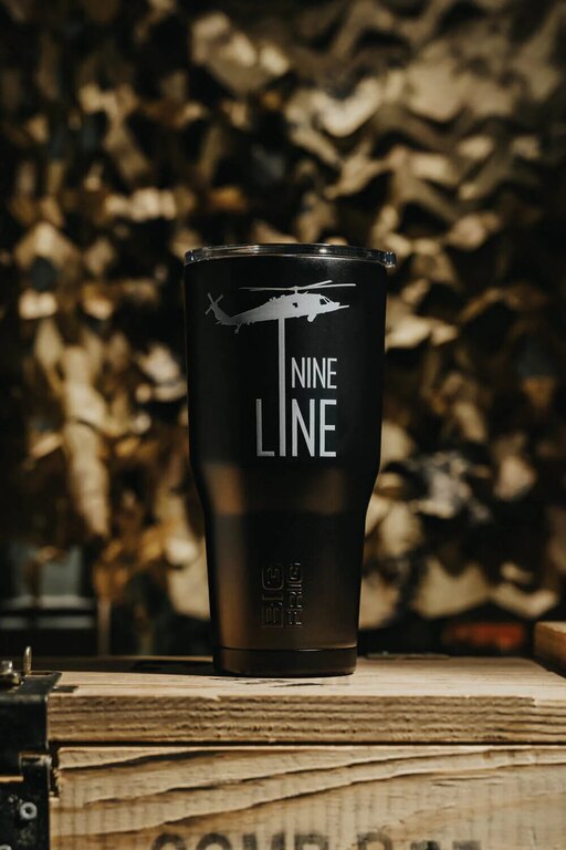 Termoaktywny kubek Tumbler 30 oz Dropline Nine Line®